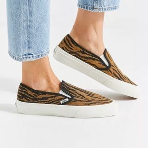 Vans Woven Tiger Slip Ons - Size 9